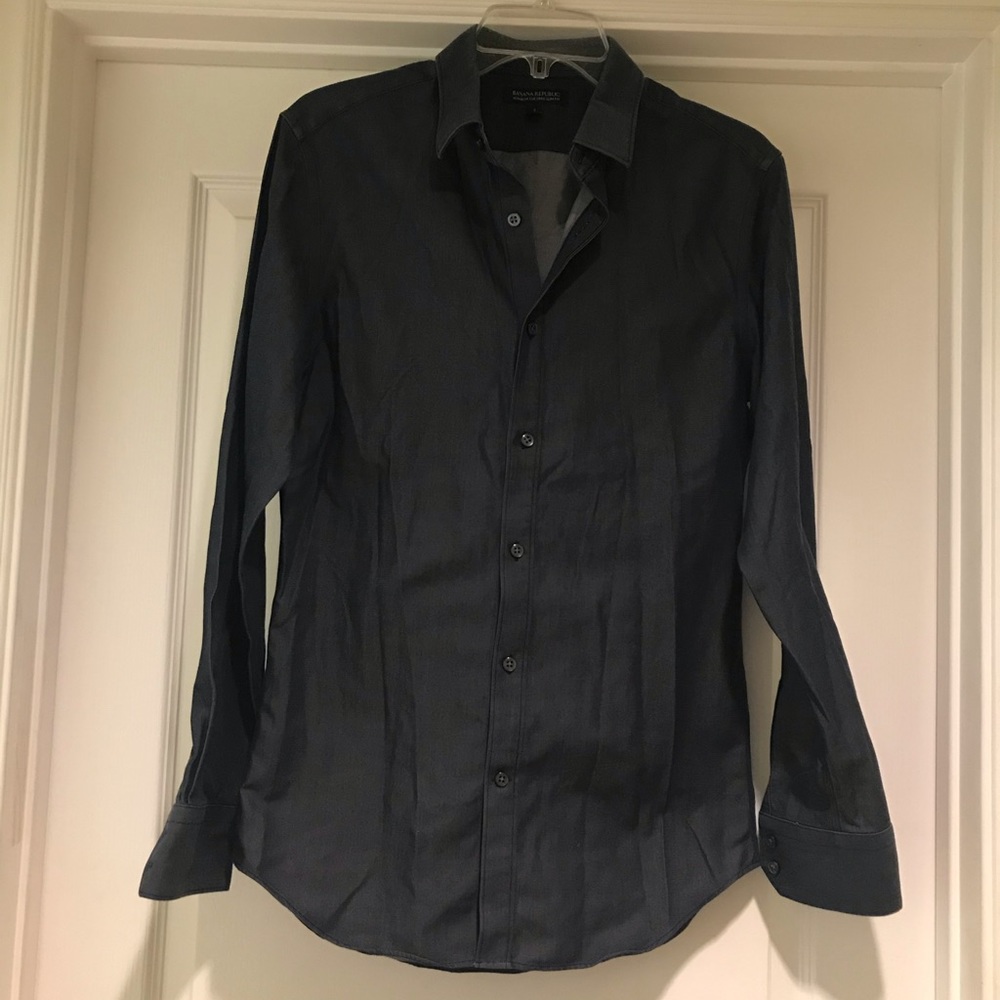 New without tags Banana Republic dress shirt.